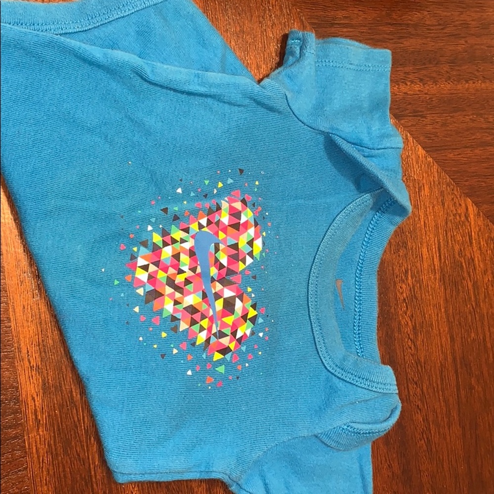 NIKE ONESIE